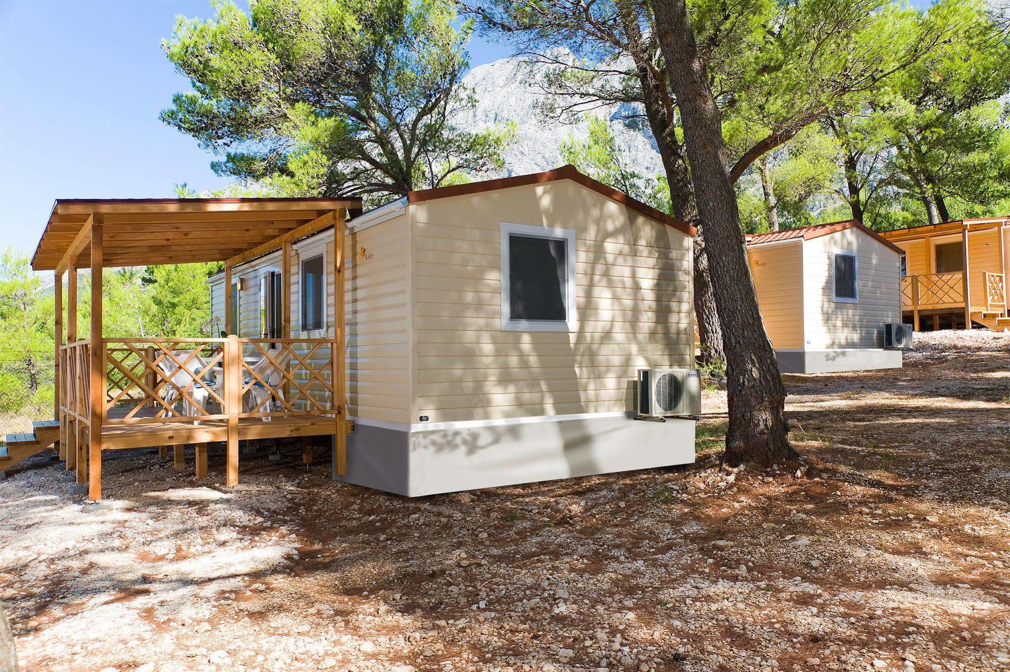 Mobile Homes Basko Polje Campground Baška Voda Exterior foto